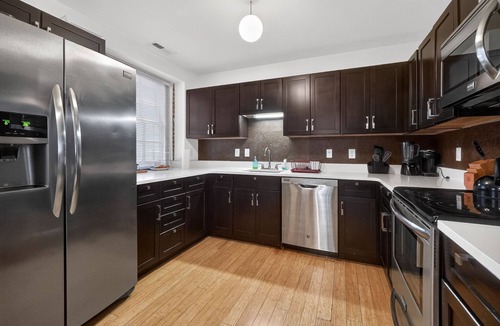 Downtown Baltimore Condo | Modern Downtown Stay Near Harbor & Stadiums