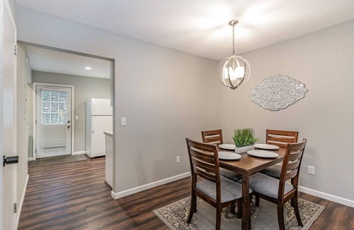 Nashville Condo | Modern Dual-Condo Retreat Near Downtown/Airport