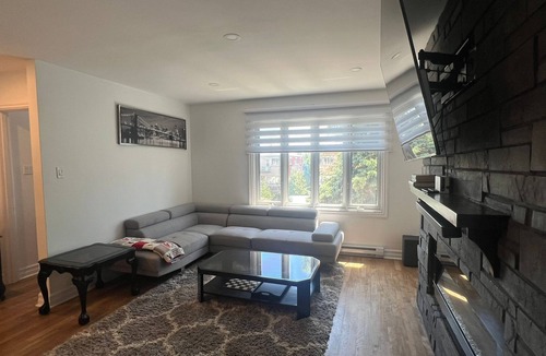 Anjou Apartment | Modern Duplex, 3 Bed Room