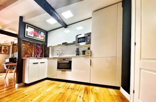 Bermeo Apartment | Modern Duplex in Center of Bermeo-3 pax with Wifi