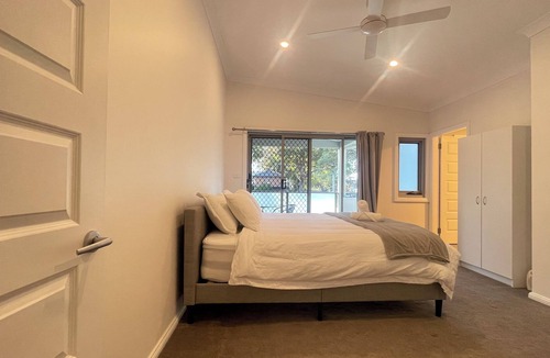 Heathcote House | Modern Duplex Oasis