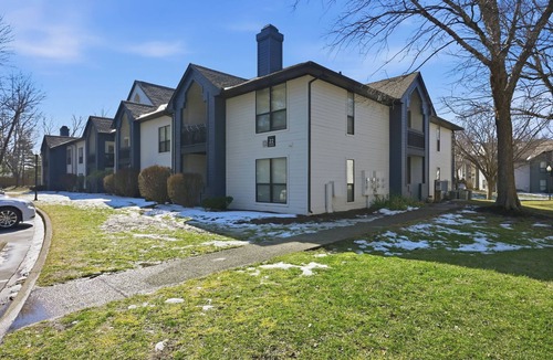 Hurstbourne Acres Apartment | Modern Ease at The Taylor