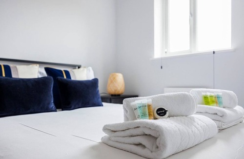 Newham House | Modern East London Home | Contractors | Parking