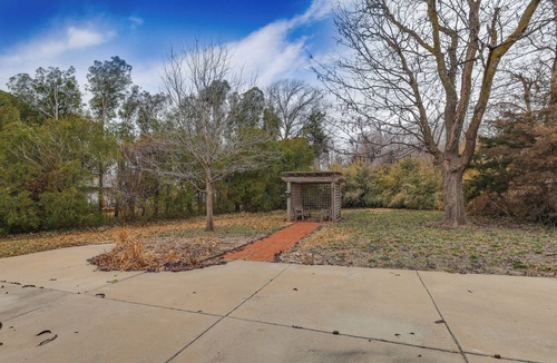 Wichita House | Modern East Side Ranch