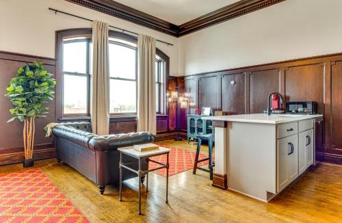 Crawfordsville Apartment | Modern Elegance Timeless Crawfordsville Studio!