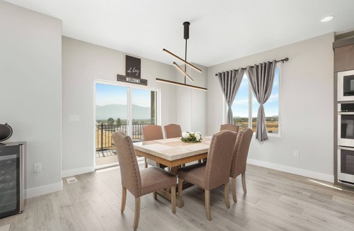 West Jordan House | Modern Elegance With Sunning Views