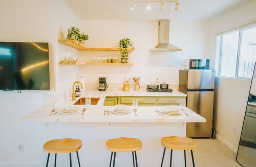 Rowland Heights Apartment | Modern & Elegant Studio Retreat