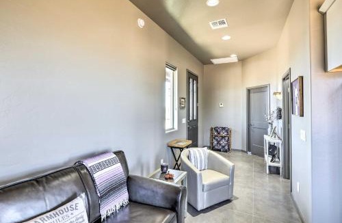 Elgin House | Modern Elgin Home: Walk to Wineries + Pets Welcome