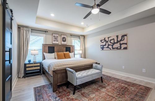 Cartersville House | Modern Emerson retreat close to LakePoint Sports