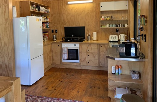 Oakura House | Modern, Family Friendly Bach