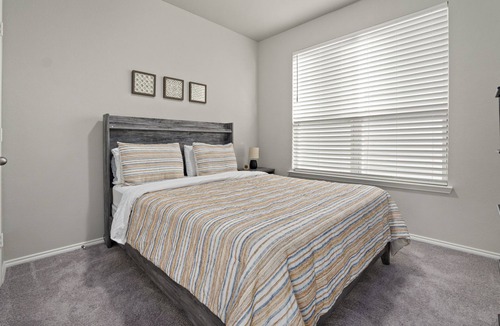 Lincoln Park House | Modern, family friendly 3BR/2BR