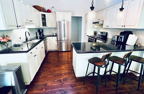 Oro-Medonte Ski Chalet | Modern Family Friendly Chalet