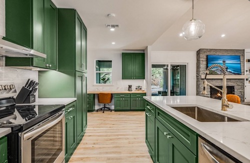 Forest North Estates House | Modern, Family Friendly Home