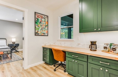 Forest North Estates House | Modern, Family Friendly Home