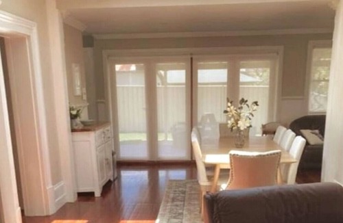 Dungog House | Modern Family Historic BNB