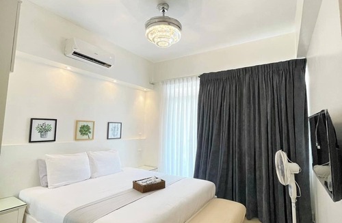 Ocean View and Fourth Street House | Modern Family Oasis 2BR/2BA + Private Backyard