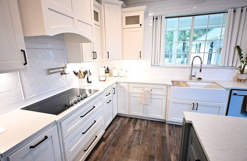 Wallisville Other | Modern Farmhouse & Guest Home in Wallisville!