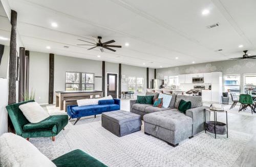 Del Valle House | Modern Farmhouse in Del Valle: Rural Setting!