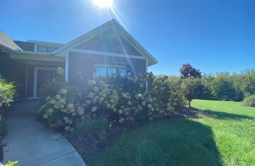 Royal Acres House | Modern Farmhouse in Keswick 5BR/4BA