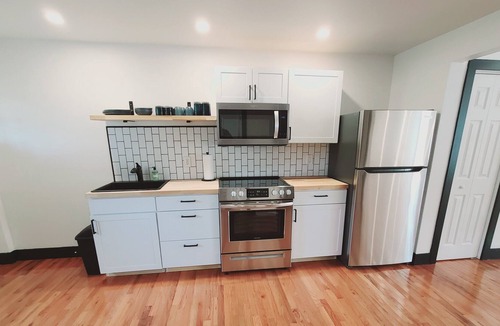 West Coxsackie Apartment | Modern Farmhouse Mid-Town Coxsackie - Unit 1