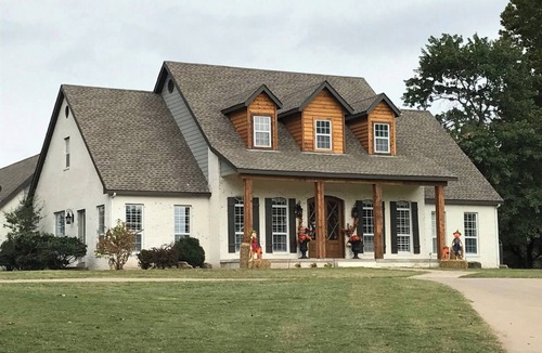 Broken Arrow House | Modern Farmhouse on 6 acres, 7 bedrooms, with a pool.