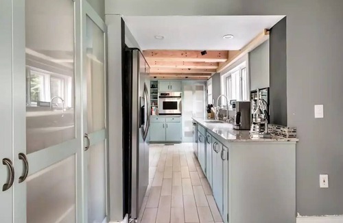 Wallkill House | Modern Farmhouse on pristine private 12 Acres