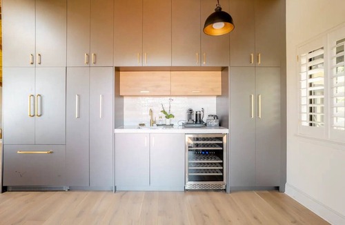 Santa Rosa House | Modern Farmhouse Villa with Captivating Panoramic Views, Hot Tub and Sauna!