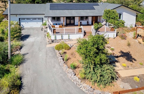 Riebli-Wallace Neighborhood Group House | Modern Farmhouse with Pool & Vineyard