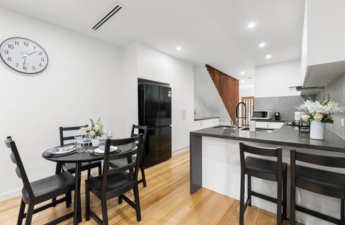 Fawkner House | Modern Fawkner Home