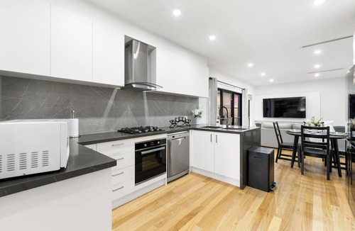 Fawkner House | Modern Fawkner Home