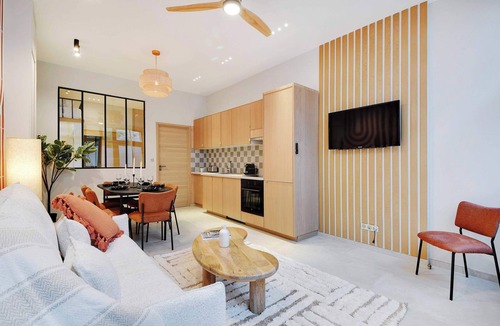Clignancourt Apartment | Modern flat - 2 bedrooms 7 people - Montmartre