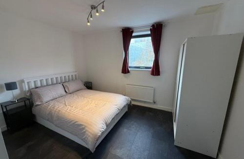 Abbey Wood Apartment | Modern flat in Abbey Wood