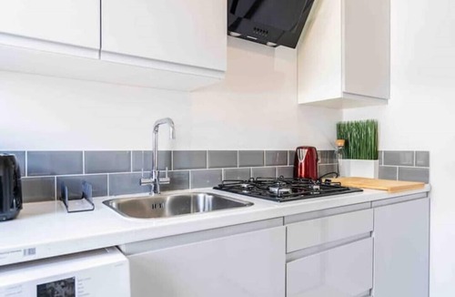 Moseley Apartment | Modern flat in Moseley with Free Parking