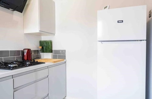 Moseley Apartment | Modern flat in Moseley with Free Parking