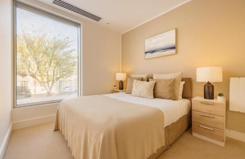 London Borough of Hounslow Apartment | Modern Flat near Heathrow Airport