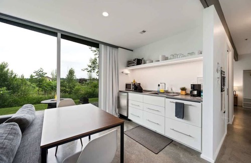 Egg Harbor Apartment | Modern Flat · Walk to Downtown Egg Harbor