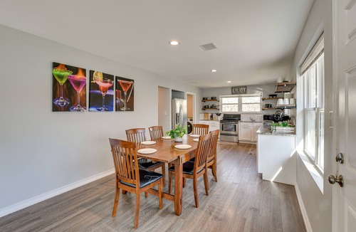Flower Mound House | Modern Flower Mound Home < 2 Mi to River Walk