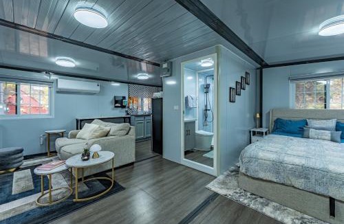 True House | Modern Foldable Container Home Unique Stay Near Pipestem Park