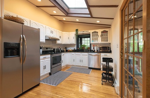 Shohola Cottage | Modern Forest Retreat on a Tranquil Hilltop with SAUNA