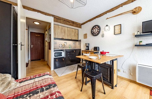 Montgellafrey Apartment | Modern studio 4 people at ski lift, free parking