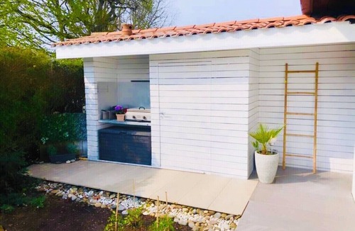 Saint-Vincent-de-Tyrosse House | Modern house 10 minutes from beaches