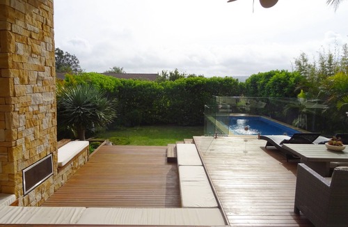 Freshwater House | Modern Freshwater Beach House - Pool, walk to beach, firepit