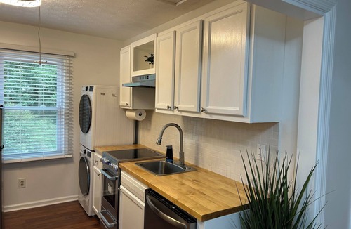 Fayetteville Apartment | Modern, fully equipped studio with separate sleeping area. 2 guests max.