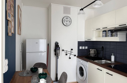 Evreux Apartment | Modern, fully-equipped 6-person duplex with terrace