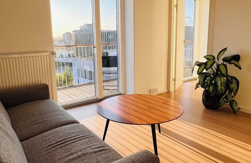 Orestad Apartment | Modern fully equipped 2-bedroom apartment in København neighborhood
