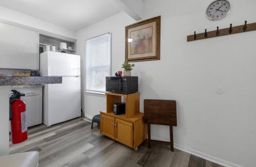St. Joseph Apartment | Modern Garden 1BR | Laundry + Pets OK | Quiet