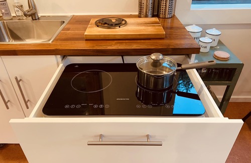 West Eugene House | Modern Garden Oasis by CosiDesign