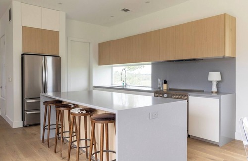 Carmine House | Modern Gem/4 bed-4.5 bath. Pet-friendly!