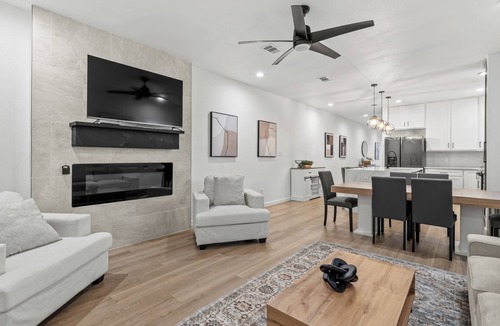 Dallas House | Modern Gem Near Downtown!