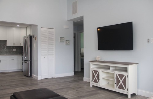 Village Green House | Modern Getaway within walking distance to the harbor!